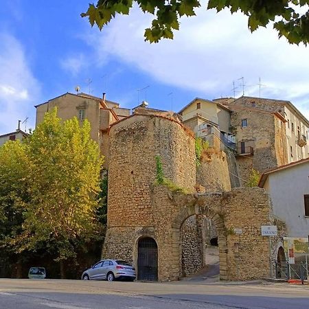Casa In Antico Borgo Medievale A Tarano Ri, Via Giacomo Leopardi, 15 Villa Kültér fotó