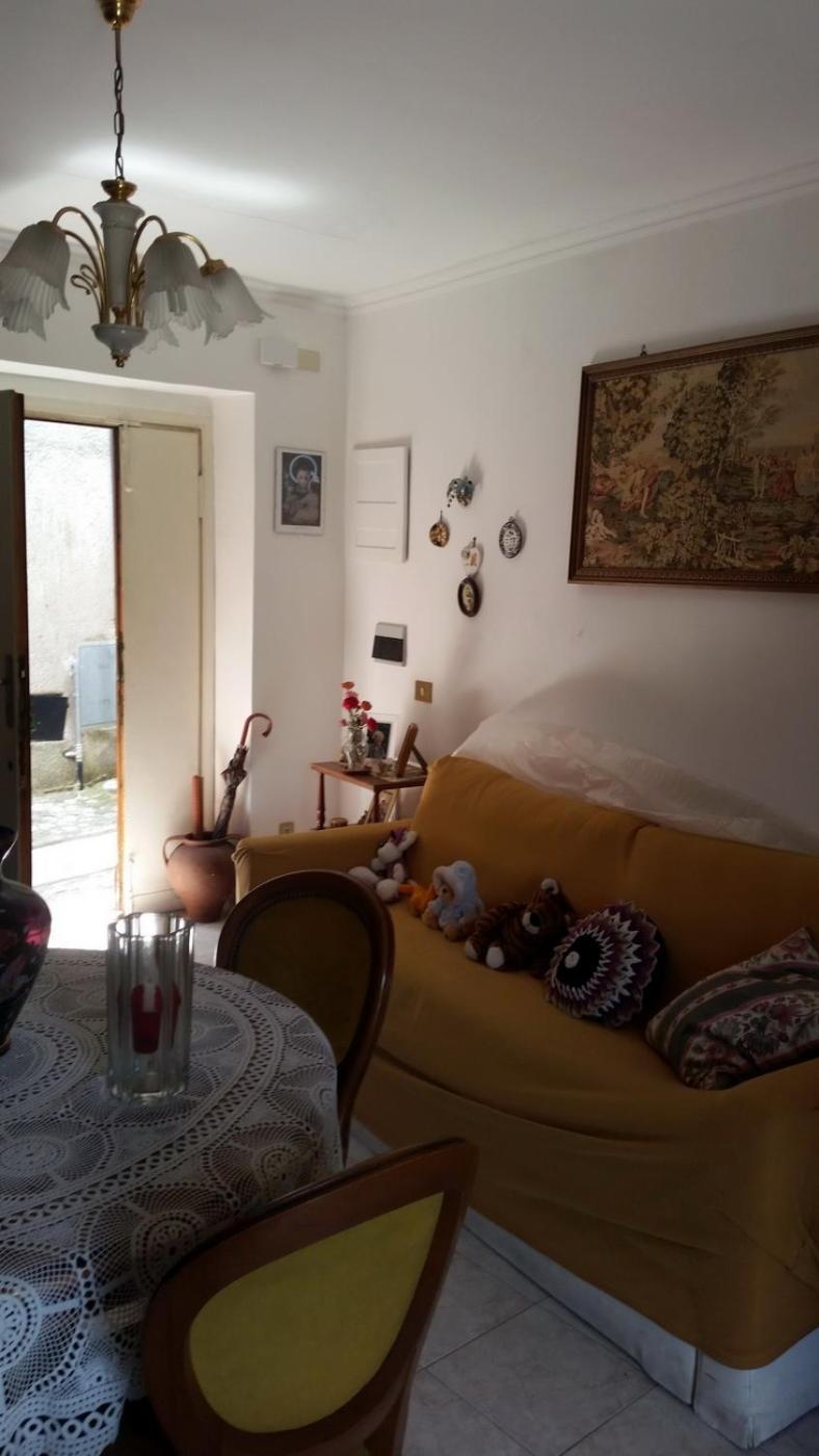 Casa In Antico Borgo Medievale A Tarano Ri, Via Giacomo Leopardi, 15 Villa Kültér fotó