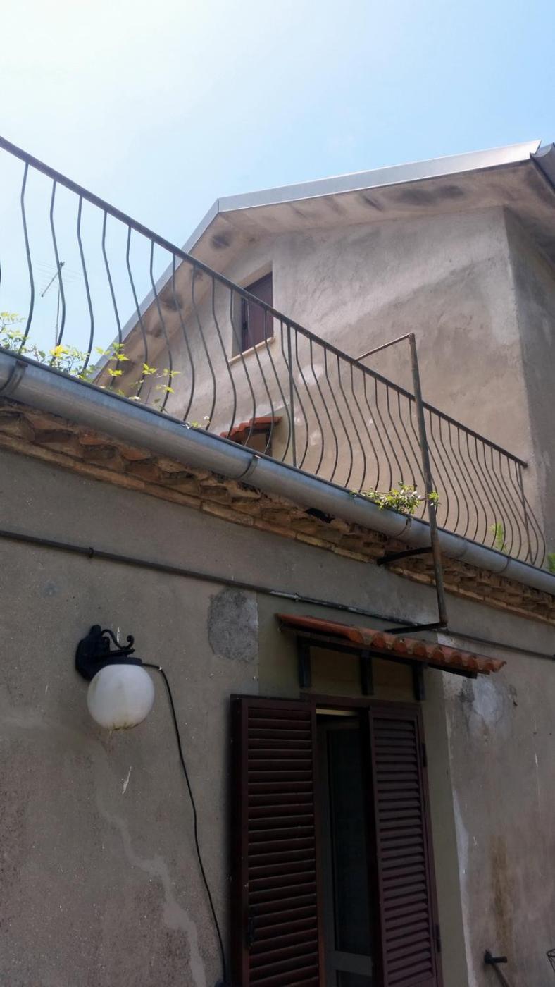 Casa In Antico Borgo Medievale A Tarano Ri, Via Giacomo Leopardi, 15 Villa Kültér fotó