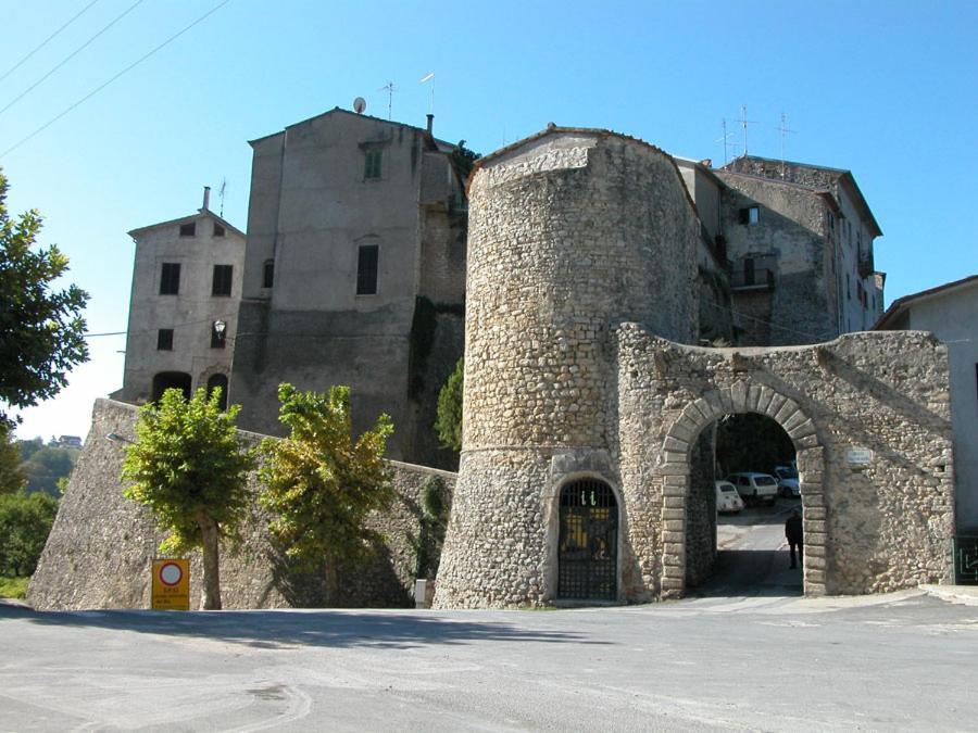 Casa In Antico Borgo Medievale A Tarano Ri, Via Giacomo Leopardi, 15 Villa Kültér fotó